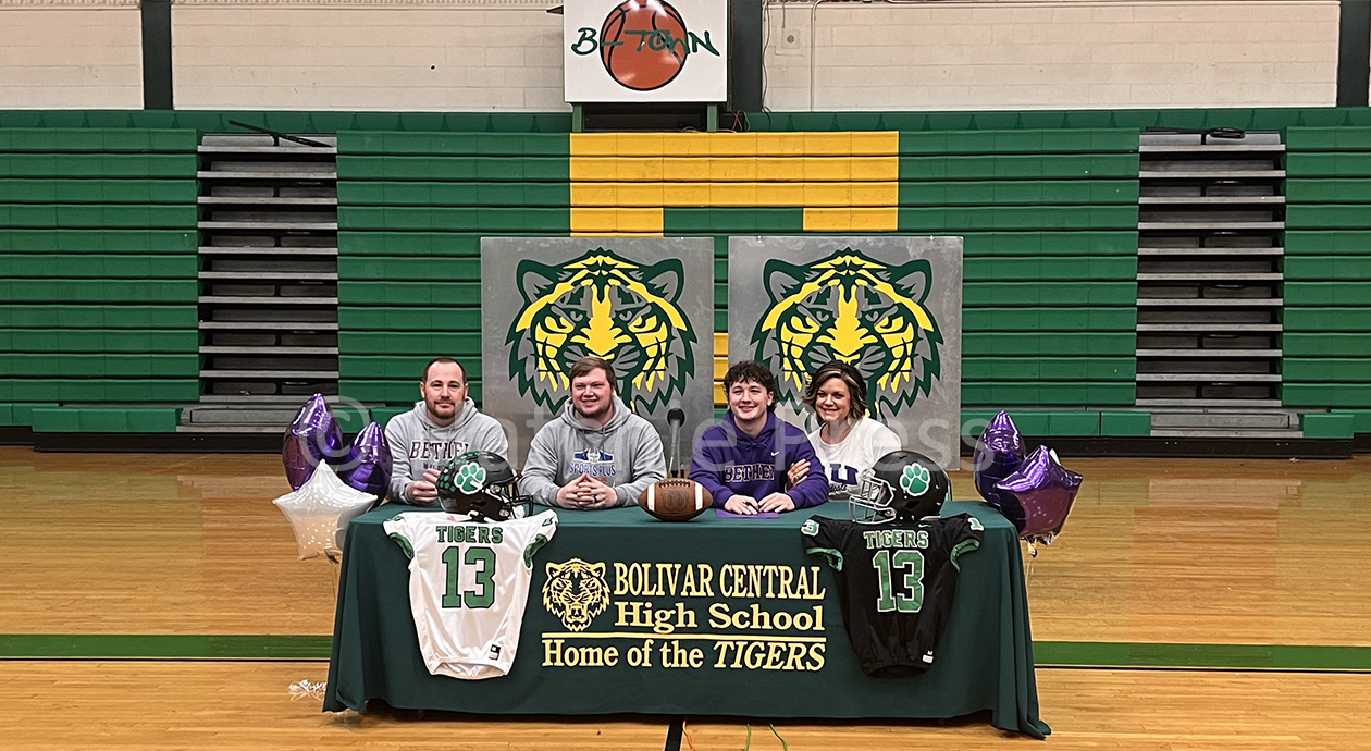 “Go Wildcats”! Carson Howell Signs to Play Bethel University Football ...