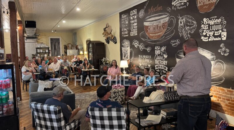 Republican Party Holds Gubernatorial Straw Poll at Monthly Meeting