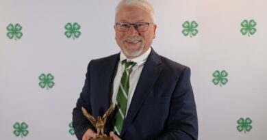 Rodgers Recognized for Outstanding Service and Leadership in 4-H Youth Development